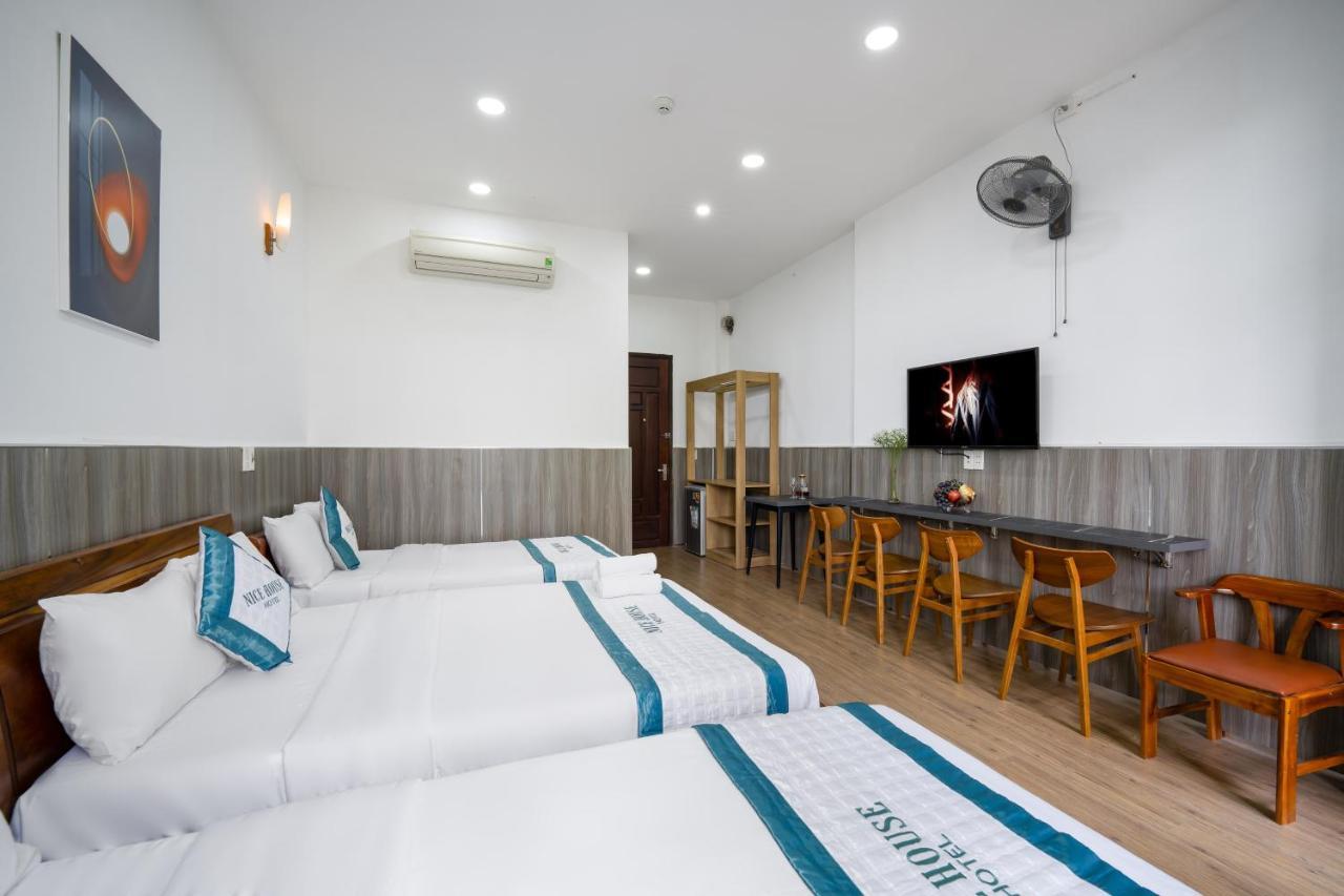 Nice House Hotel Da Nang Buitenkant foto