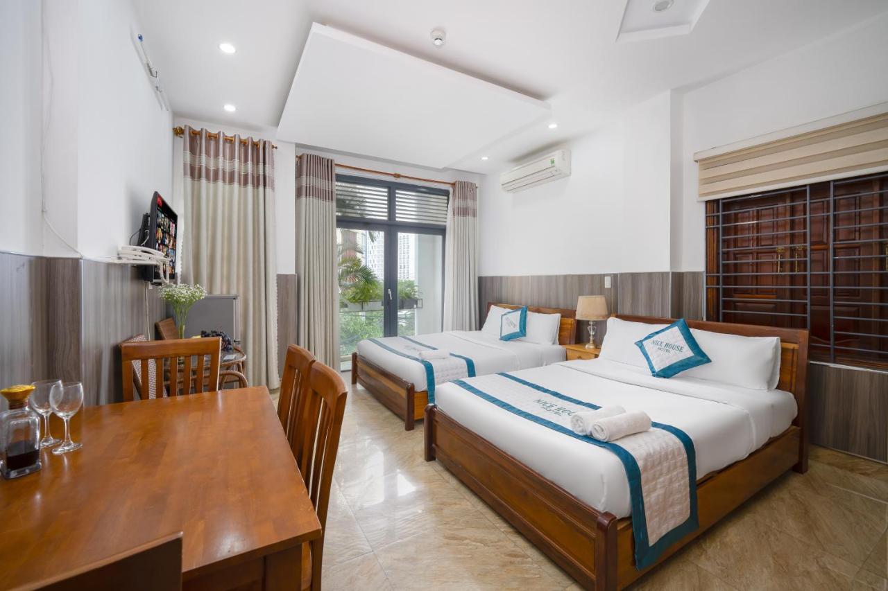 Nice House Hotel Da Nang Buitenkant foto
