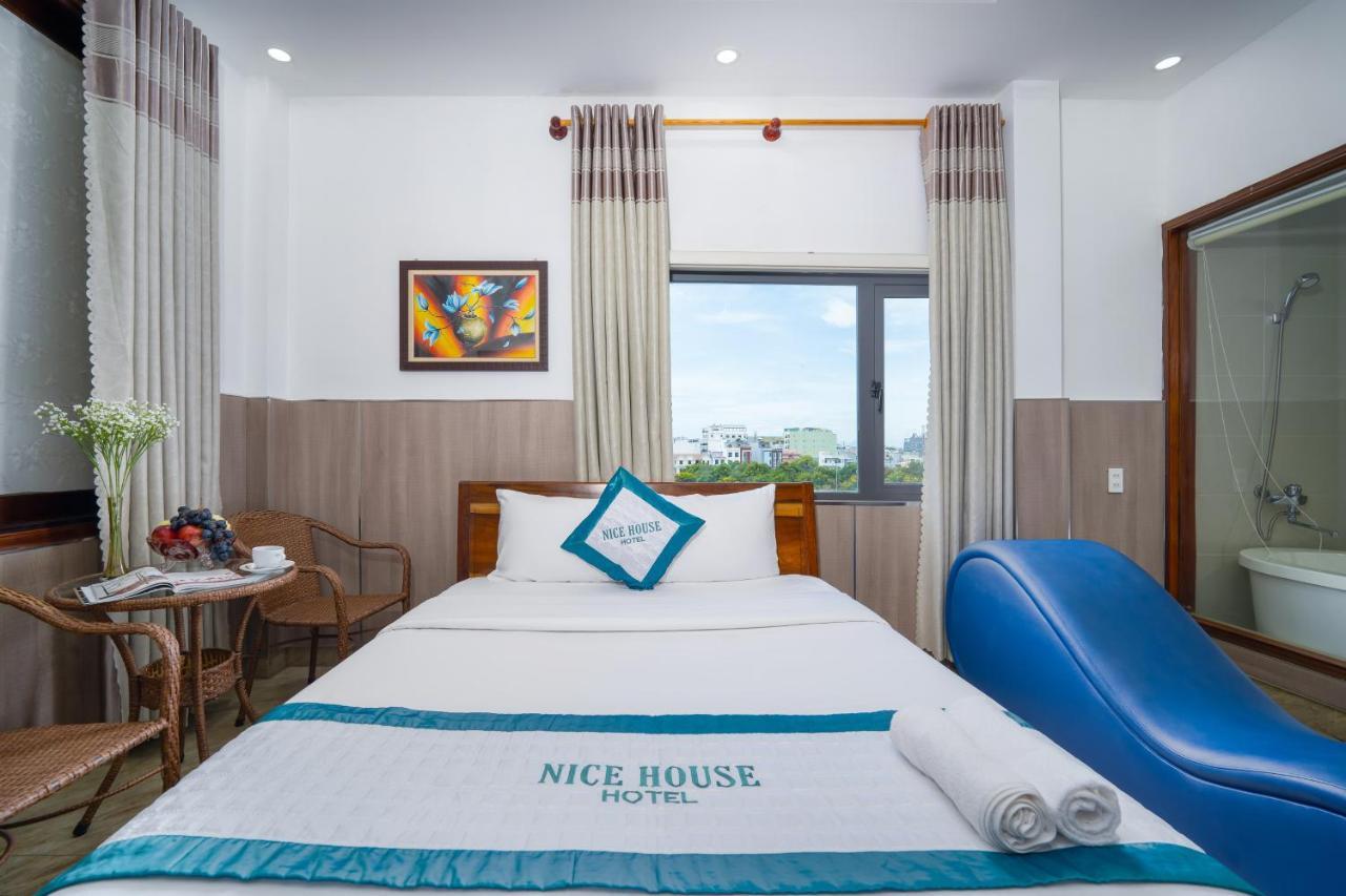Nice House Hotel Da Nang Buitenkant foto