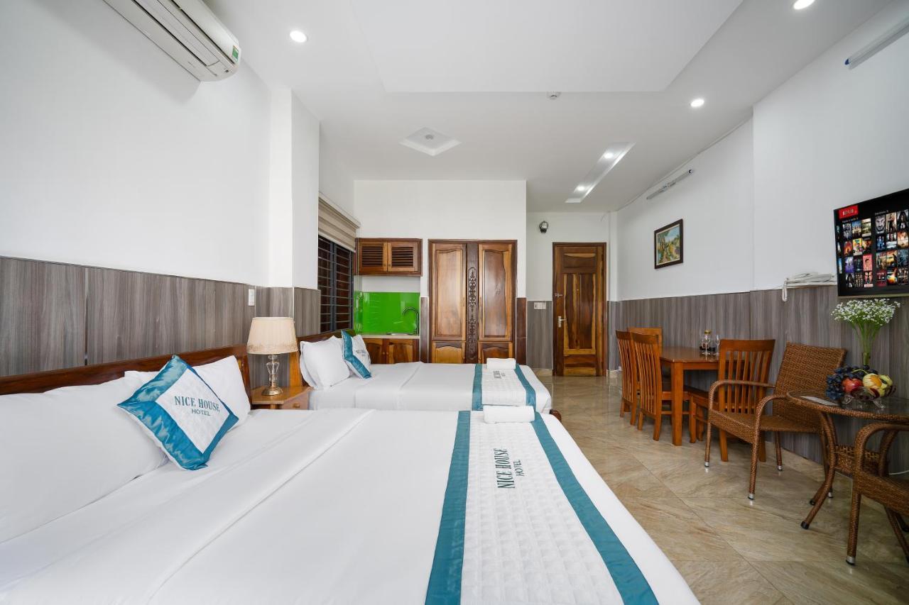 Nice House Hotel Da Nang Buitenkant foto